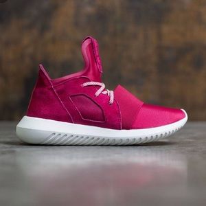 Adidas tubular defiant sneakers
